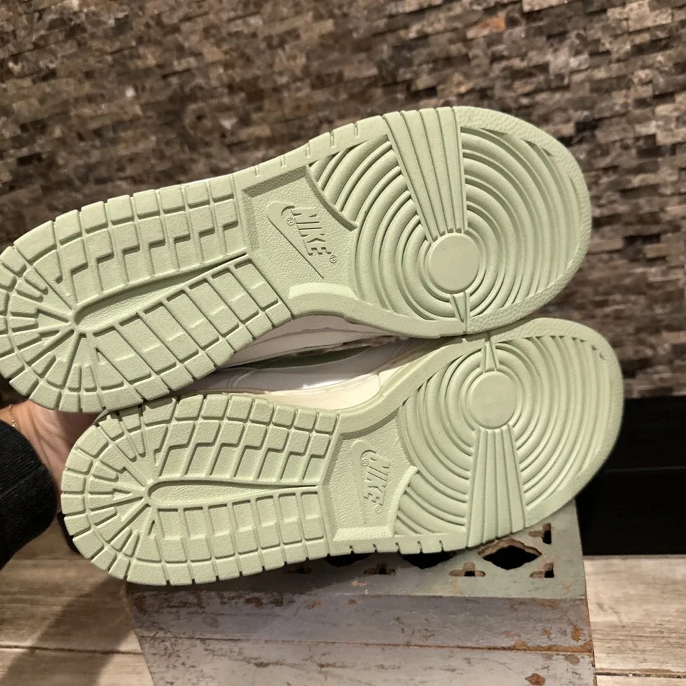 Nike Dunk Low Honeydew DV0831-105 Men's‎ Sneaker Size 8.5 NEW Men Shoes